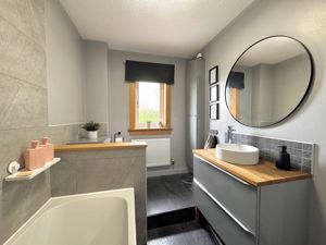 Photo 21- click for photo gallery